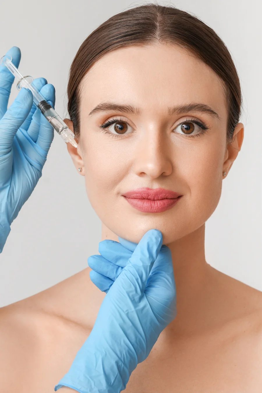 Injections esthétiques – Acide hyaluronique
